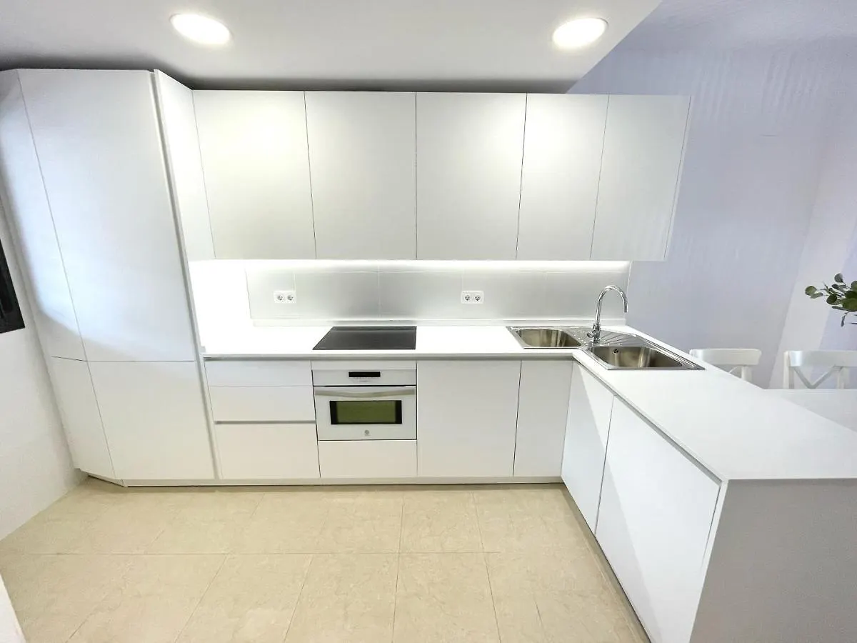 Gatu El Arrecife - Apartamento A 2 Minutos De La Playa En El Puerto De Santamaria , Preferente Mayores De 25 Anos Y Familias Эль-Пуэрто-де-Санта-Мария Испания